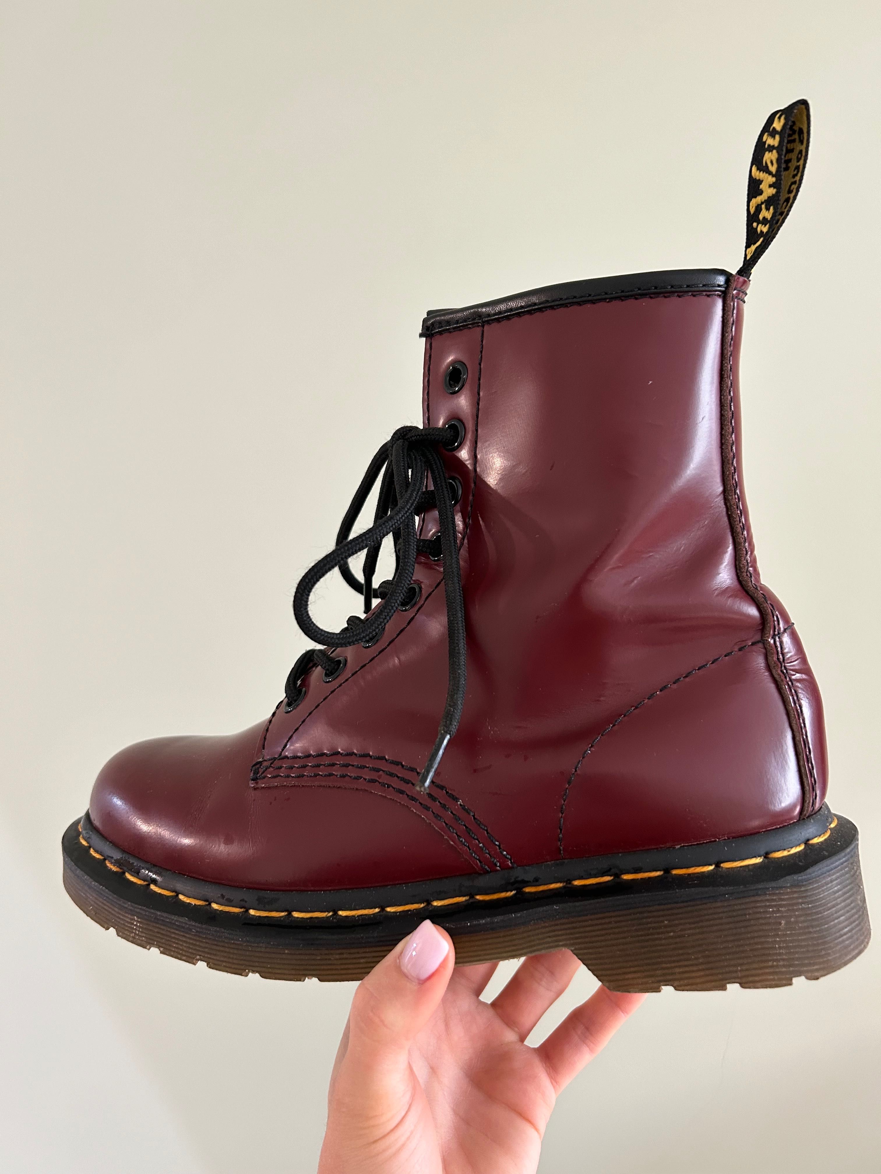 Високи боти Dr. Martens