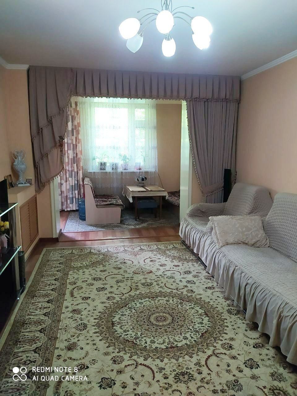 Срочно ! Шота Руставели 3комнатная -67м²  , ориентир кафе BON