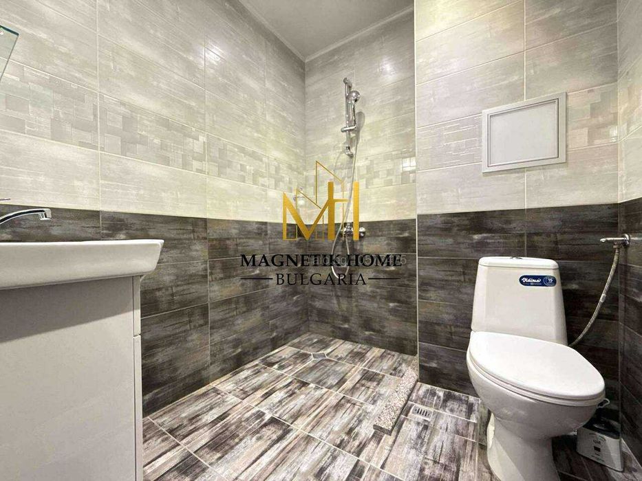 Уютен тристаен апартамент на метри от морската градина в ж.к. Зорница