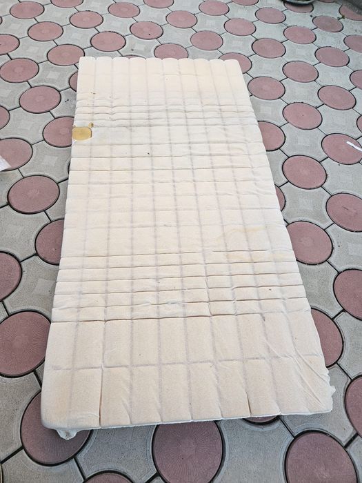 Saltea burete pentru pat