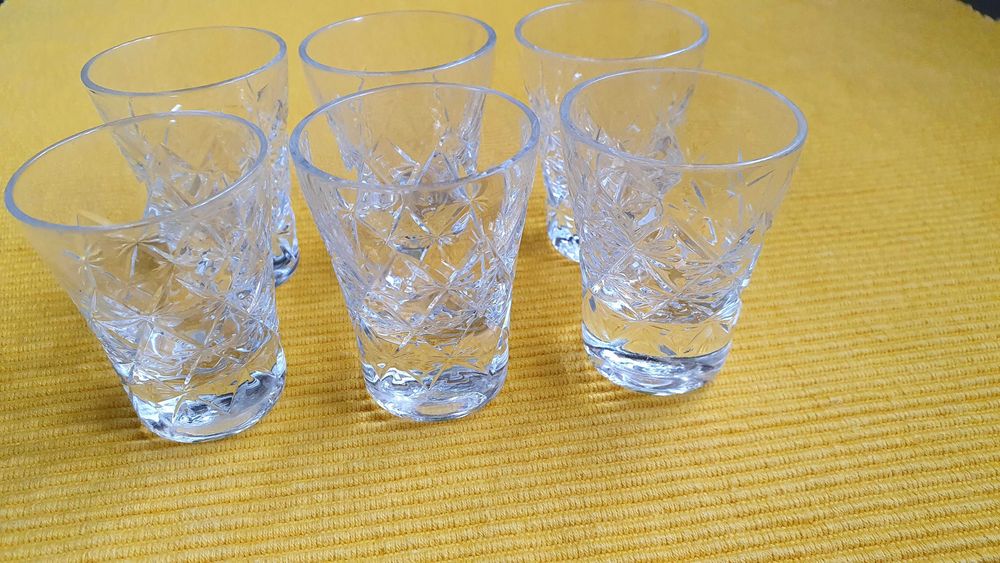 кристални чаши за аперитив