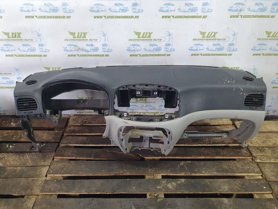 Plansa bord 84715-1e100qs Hyundai Accent MC  [din 2006 pana  2011]
