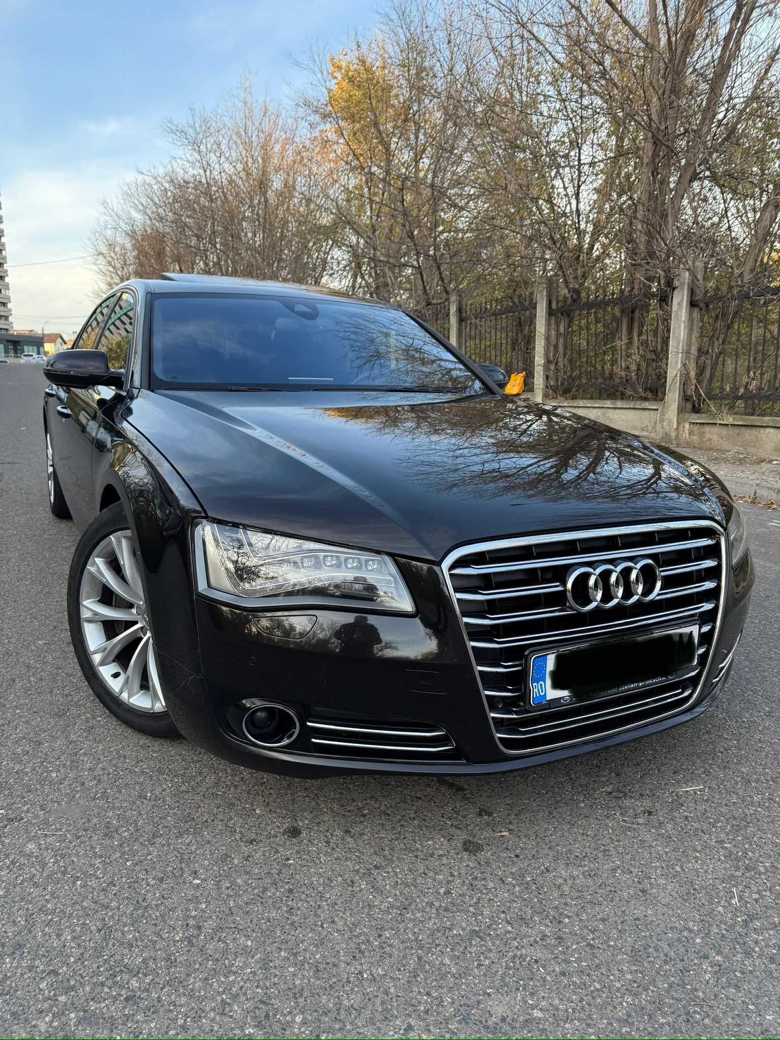 Audi A8 Long 2012 / Diesel / Soft Close / Fara Daune