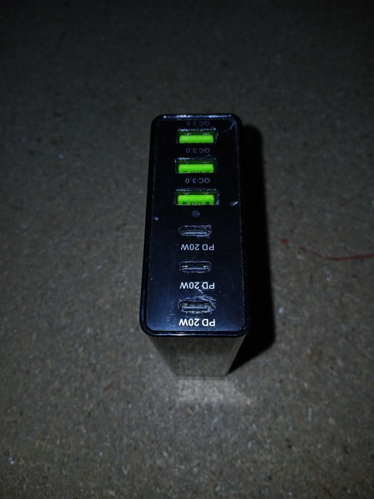 Statie de incarcare electronice casnice DEBANGSI, 96W, 6 porturi