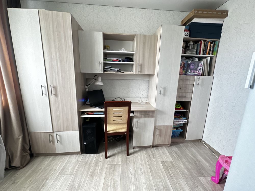Продам детскую стенку