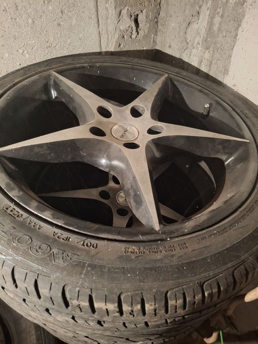 Jante cu cauciucuri de vara 225/45/17 golf ,seat,skoda  5×112