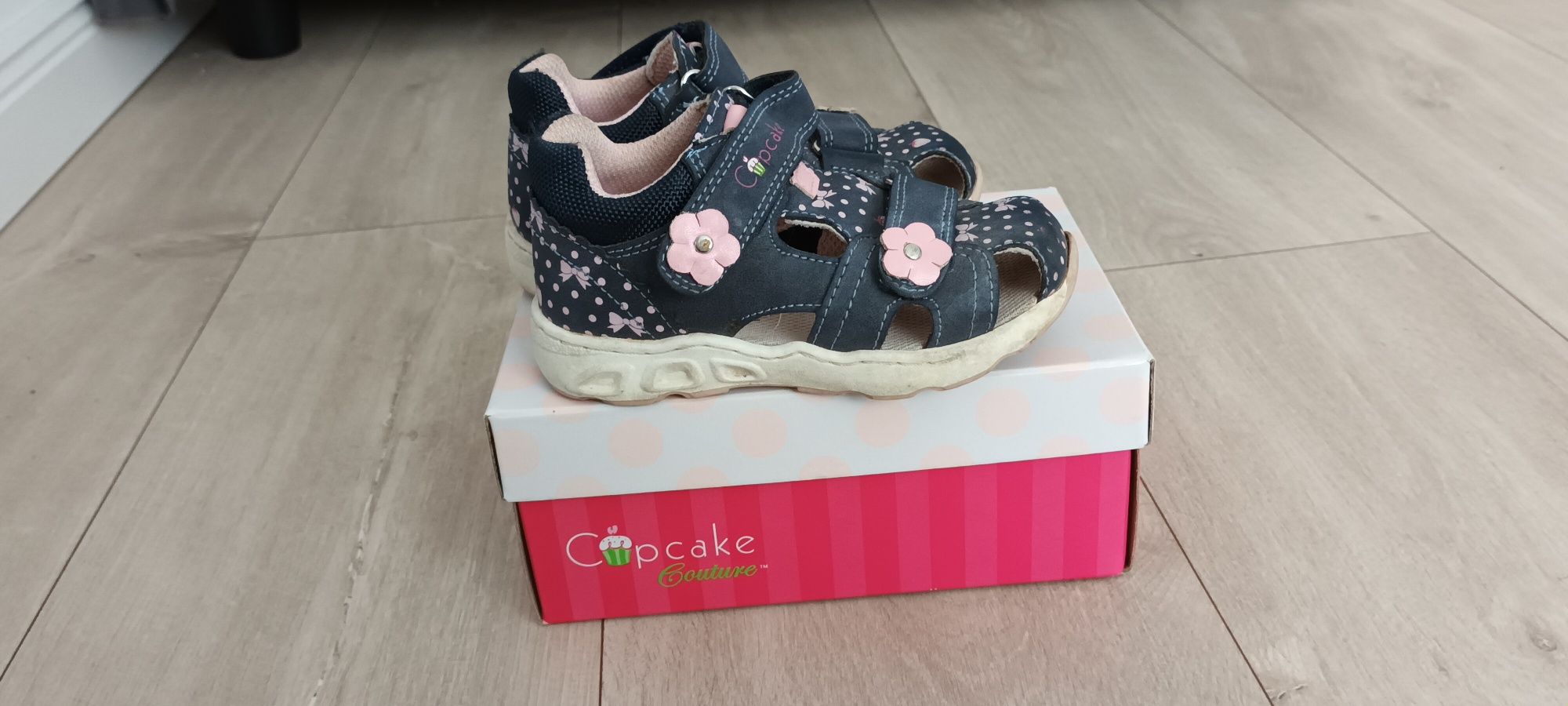 Pantofi/sandale Cupe cake marimea 23