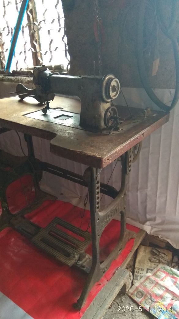 Промышленная сапожная швейная машина