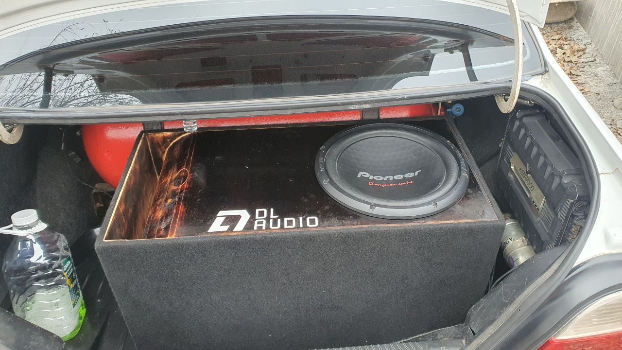 Pioneer champion билан JBL1200 сабвуферы
