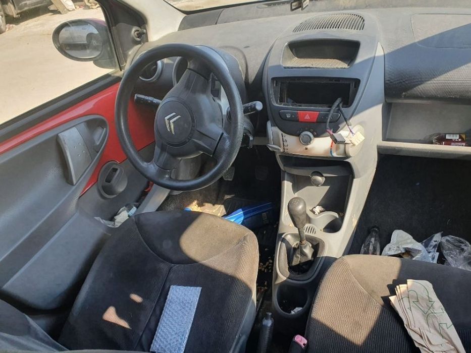 Dezmembrez Citroen C1 motor 1.0 benzina 50kw 68cp CFA dezmembrari panoramic plafon timonerie