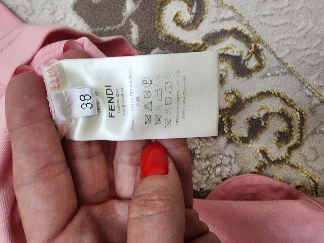 футболочка Fendi