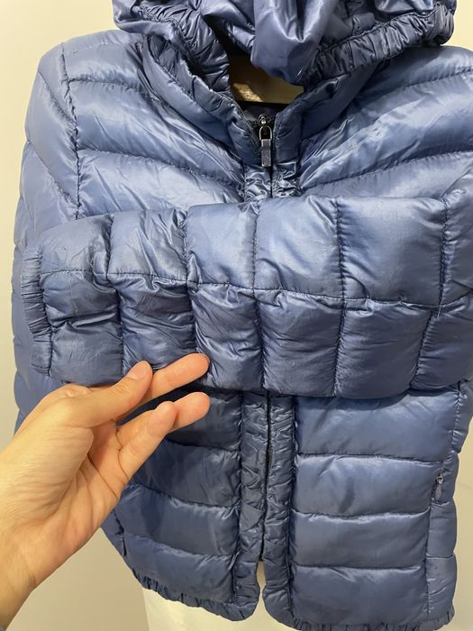 Geaca Moncler, marimea 6 ani