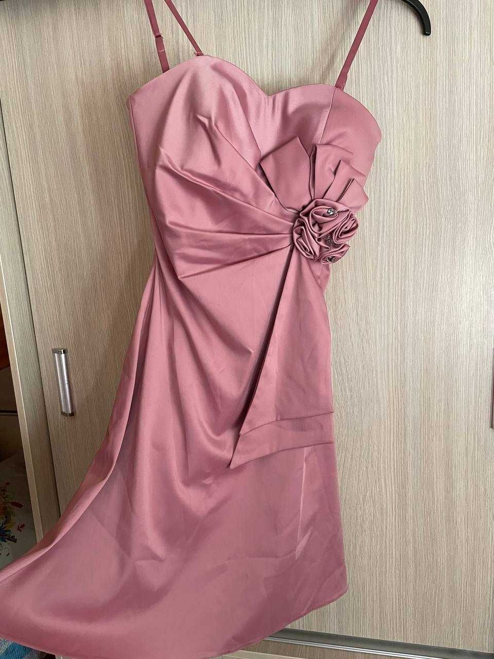 Платье для девушки