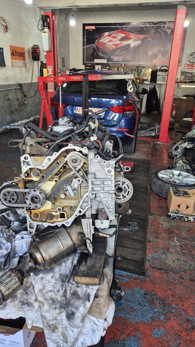 Vand BMW X1 e84 facelift M-pachet x-drive Navi Xenon Recaro distribuți