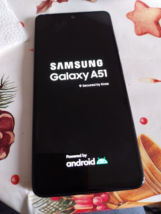 Samsung A51 забива
