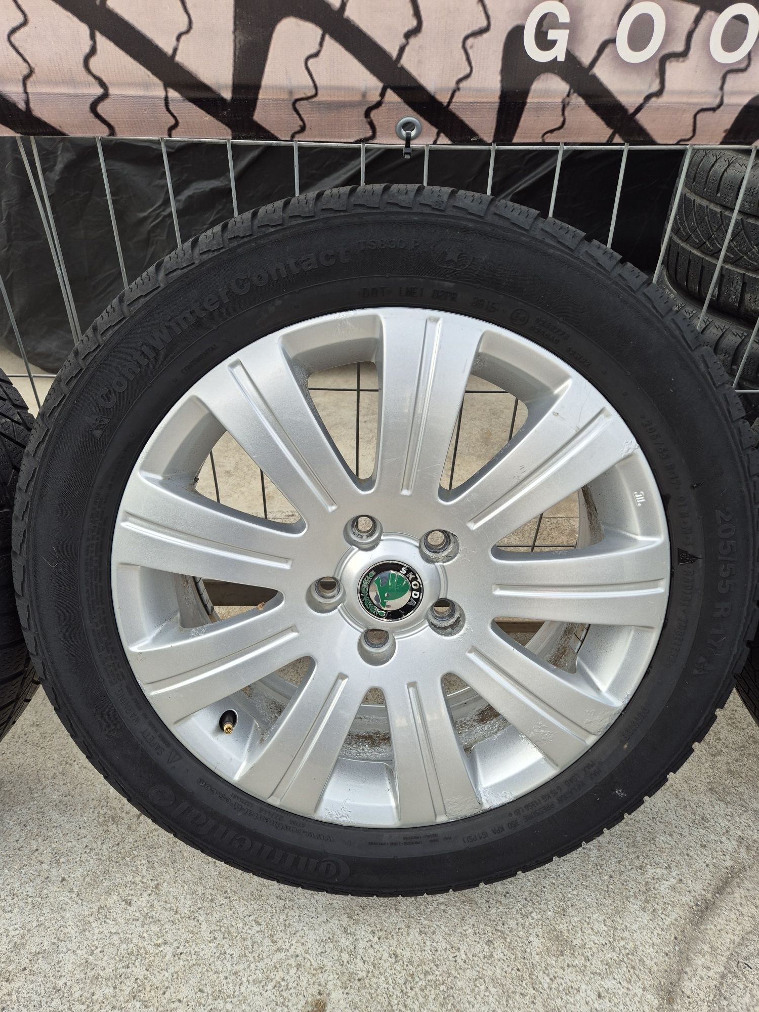 Джанти Skoda 17 цола 5х112 , 6j , et45 , 205/55/17 Vw Seat  Audi