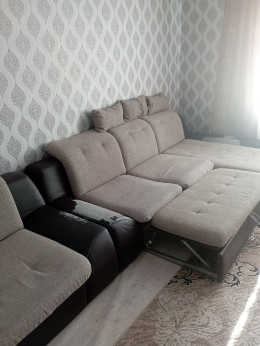 Продам диван и кресло за 10 тысяч