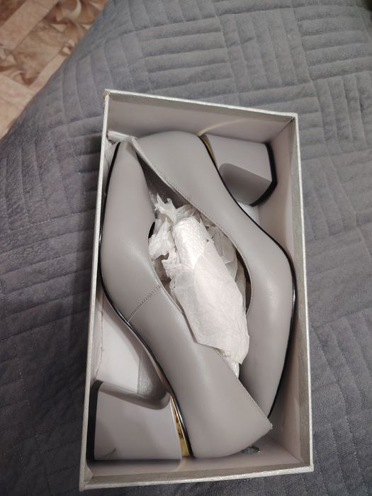 Туфли и Кроссовки