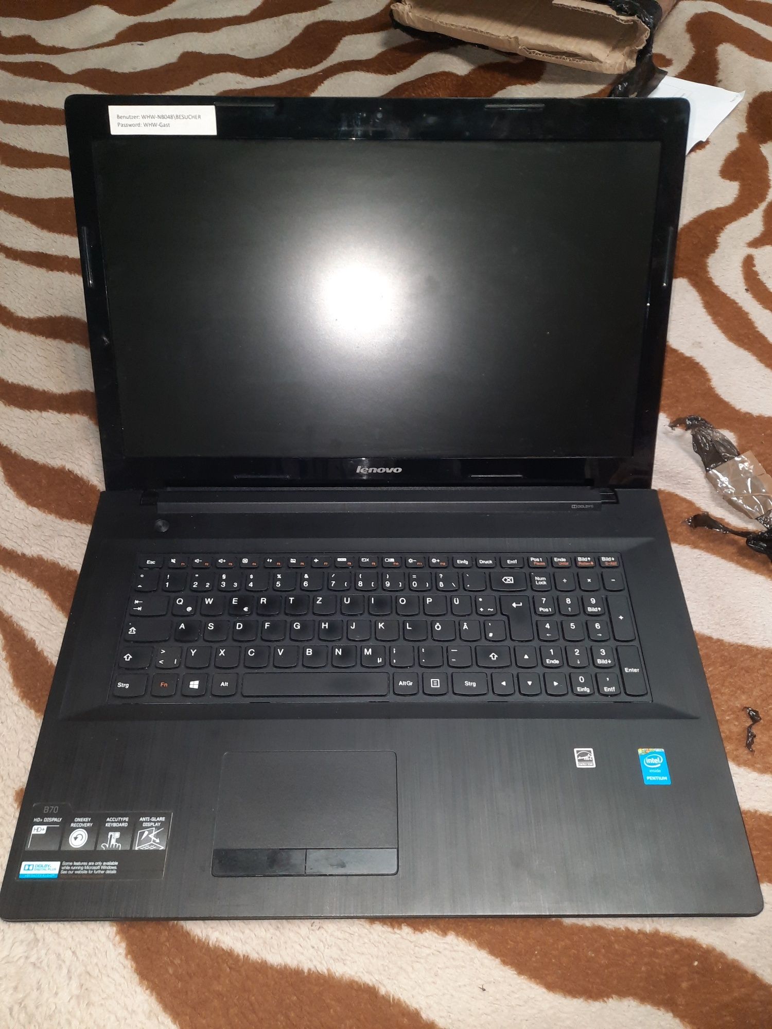 Laptop Lenovo B70-80 intel 3895u, 4gb ddr3L, 750gb display 17.3 led