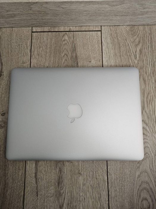 Лаптоп MacBook Air 13 2017 i5/8 RAM/128GB БЕЗПЛАТНА ДОСТАВКА!