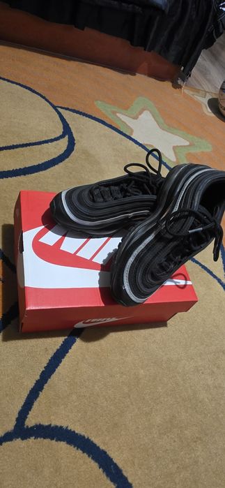 Маратонки  Nike чисто нови  номер 36