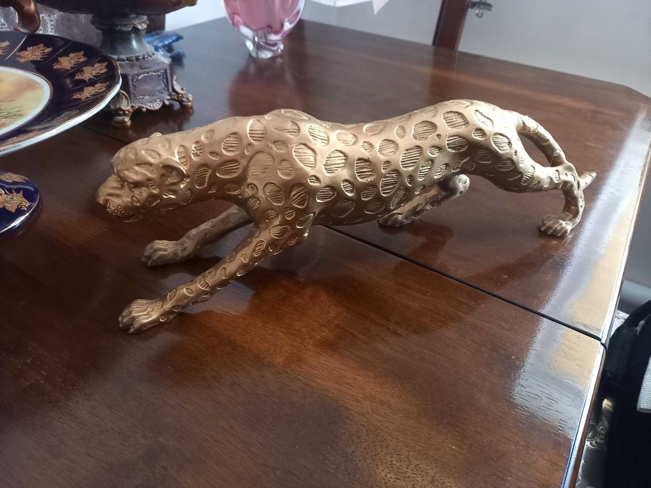 Продам статуэтки