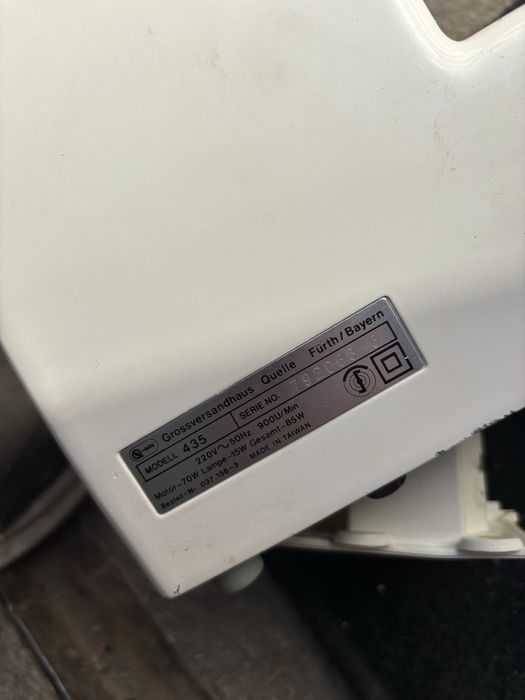 Шевна машина AEG