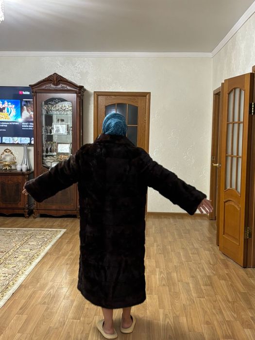 Норковая шуба коричневая