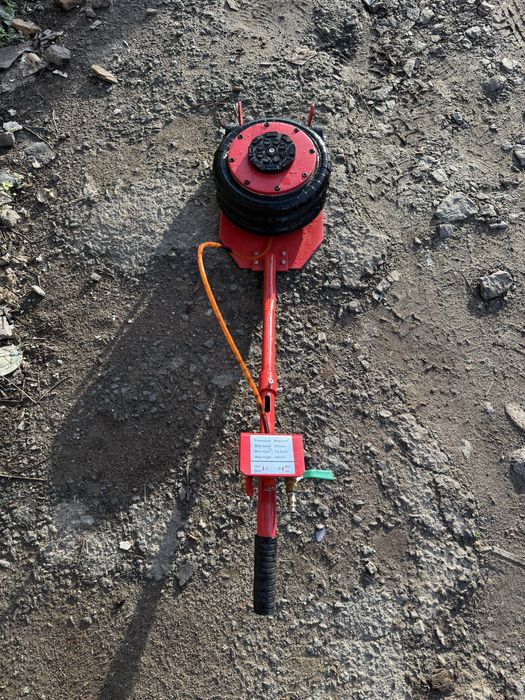 Дозер стенд тенекеджийски инструмент