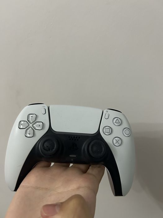 Пс5, 2 джойстик, фифа23