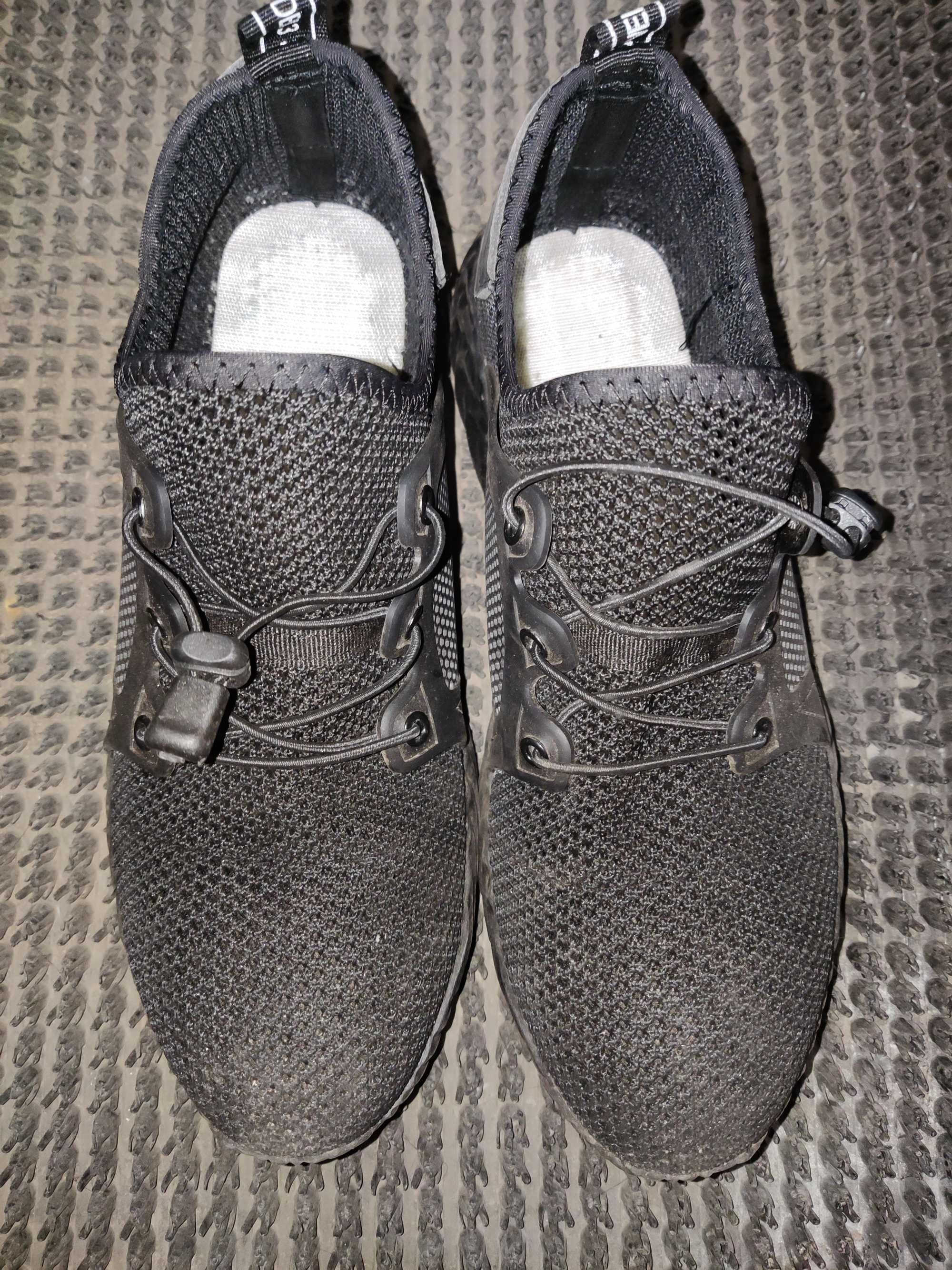 Кроссовки 43 мужские, мужская обувь, станция метро Москва