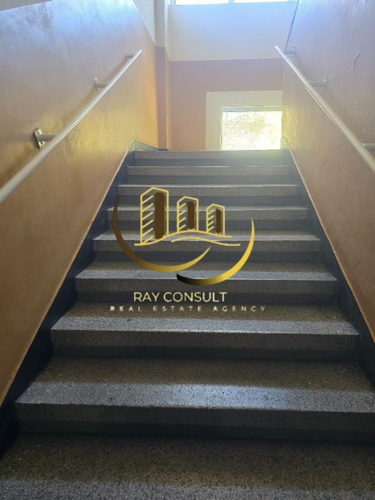 Рей Консулт продава тухлен апартамент в гр.Димитровград