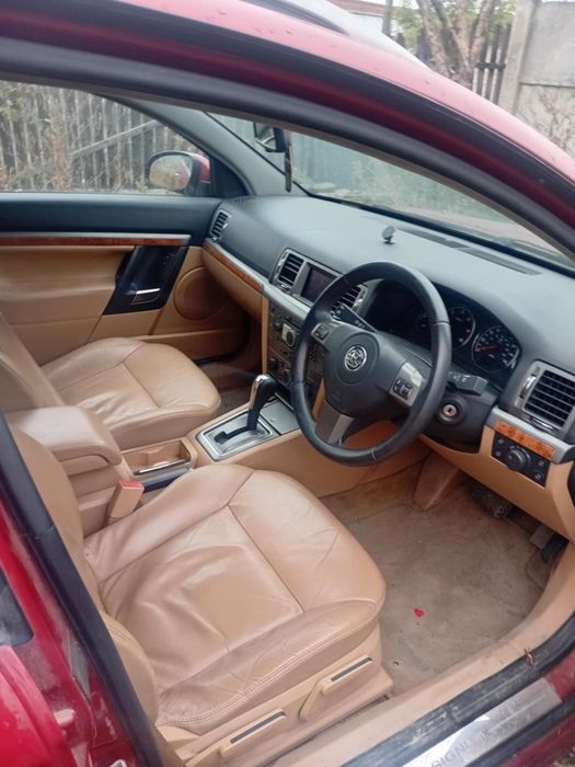 Vand opel signum 1.9 ctdi pe dreapta