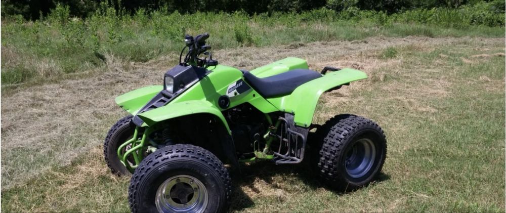 quad Kawasaki mojave 250 ksf