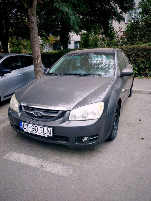 Vând KIA CERATO 2006
