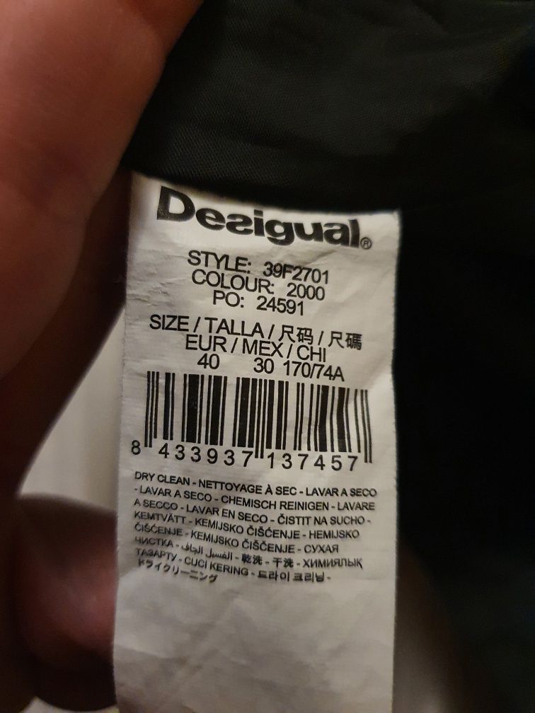 Fustă Desigual,  M, în stare foarte bună