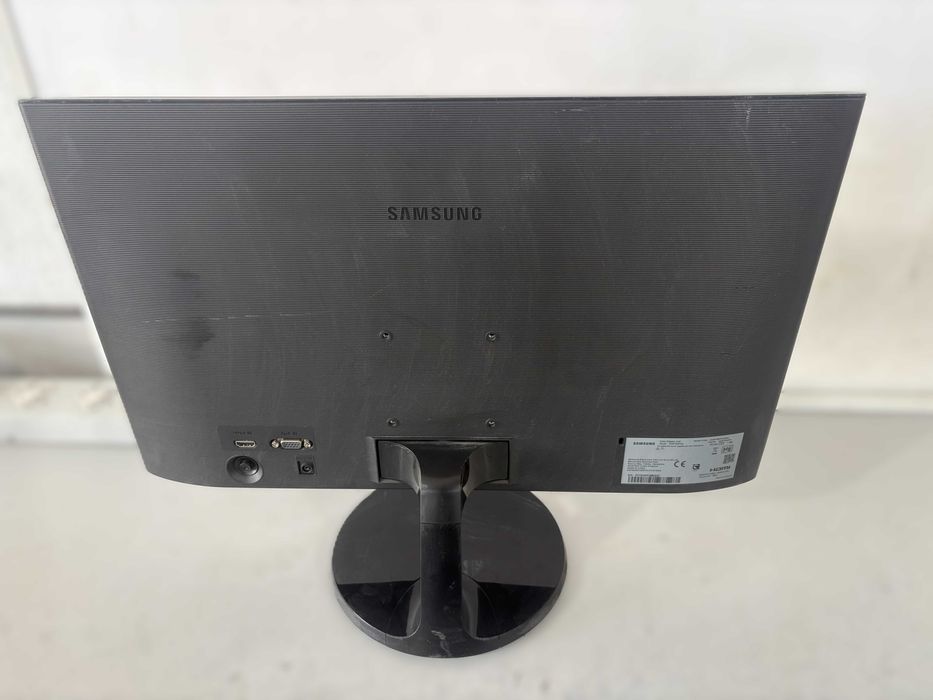 Компютър Dell I5 - 6400  - Mонитор Samsung