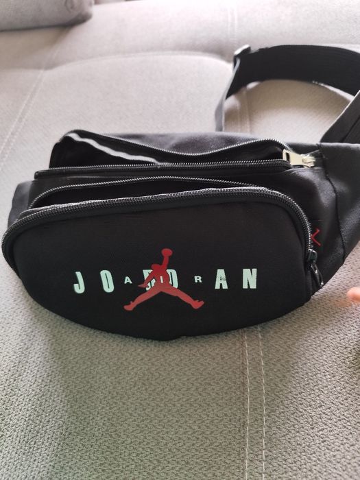 Чантичка Jordan, паласка
