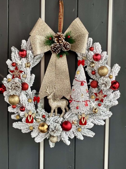 Coronita și ornamente de Craciun