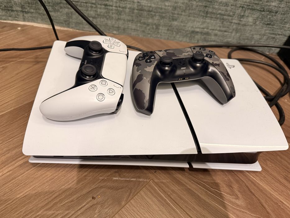 Playstation 5 slim 1tb