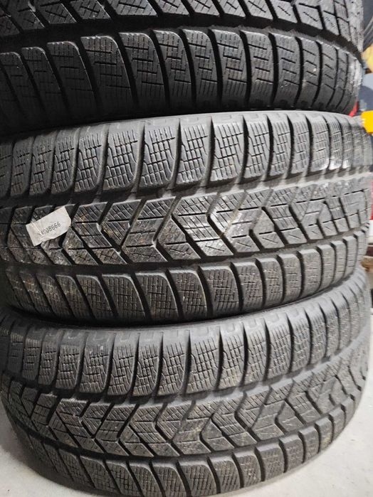 4бр. зимни гуми 235/50/19 Pirelli