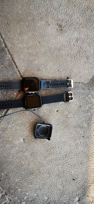 Смарт часовник две за 1