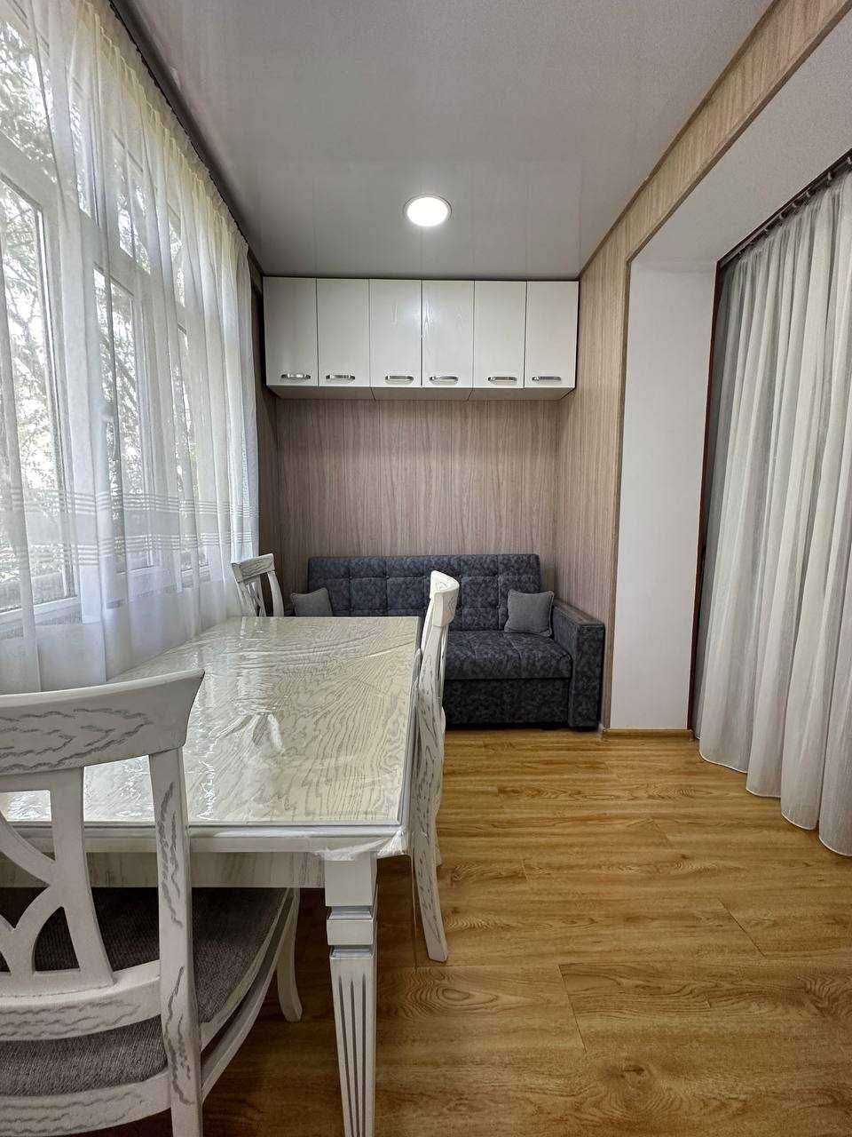 Академгородок (ор-р IT Park) 1в2/5/5 балкон 2*6 43кв.м.
