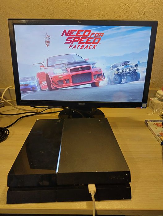 PlayStation 4 500GB с проблем!