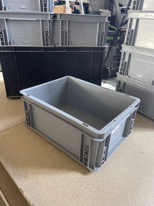 ПВЦ кутии от висок клас в два размера. Безплатна доставка гр. Пловдив