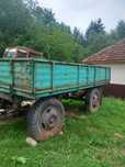 Vand remorca, 80 milioane negociabil
