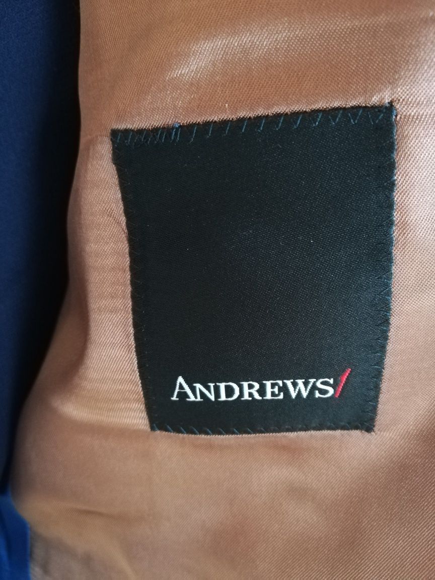 Официален костюм Andrews
