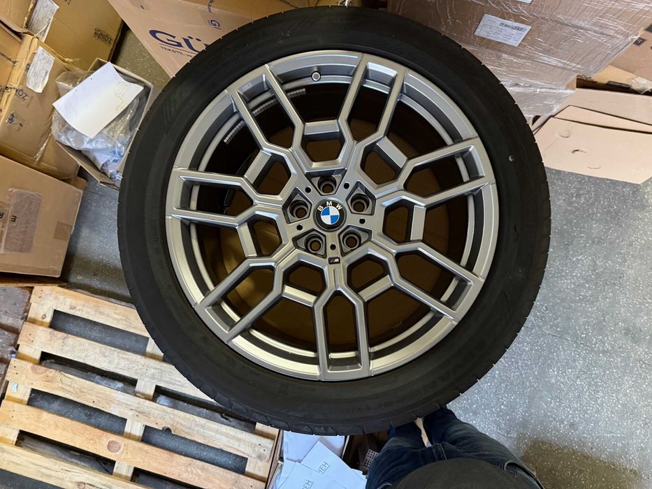 Джанти с летни гуми за BMW XM G09  Style 918