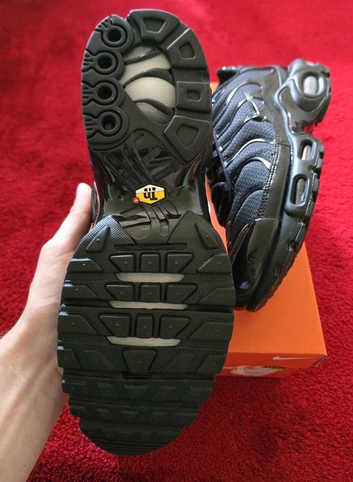 Nike Air Max TN Plus Triple Black (от/до 36-46 номер)(НАЙ-ПРОДАВАН)