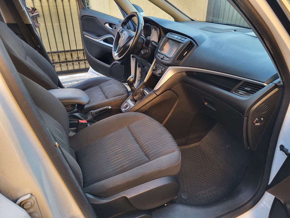 Ocazie ! Zafira 2018 - 103.000 km! EURO 6